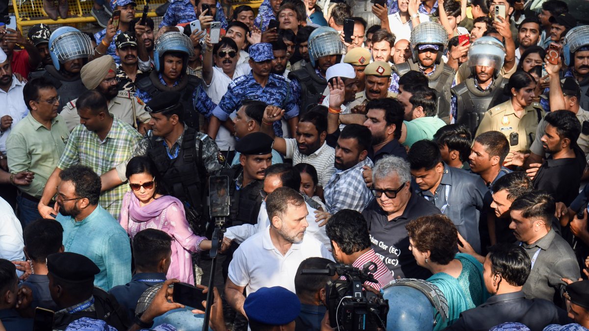 Opposition MPs protest against CEC Gyanesh Kumar in New Delhi