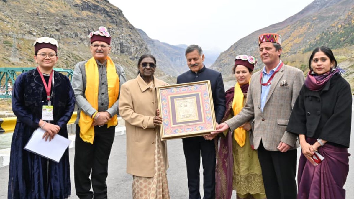 President Murmu visits Atal Tunnel in Kullu