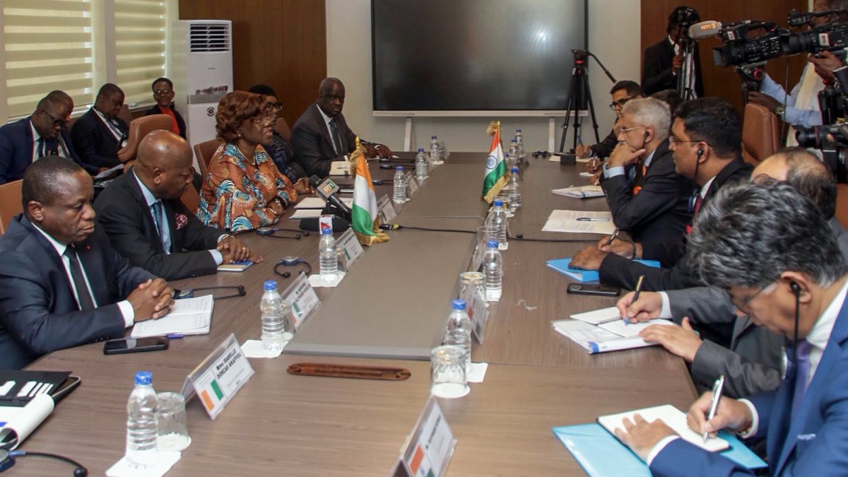 Jaishankar holds delegation talks with Cote d'Ivoire minister