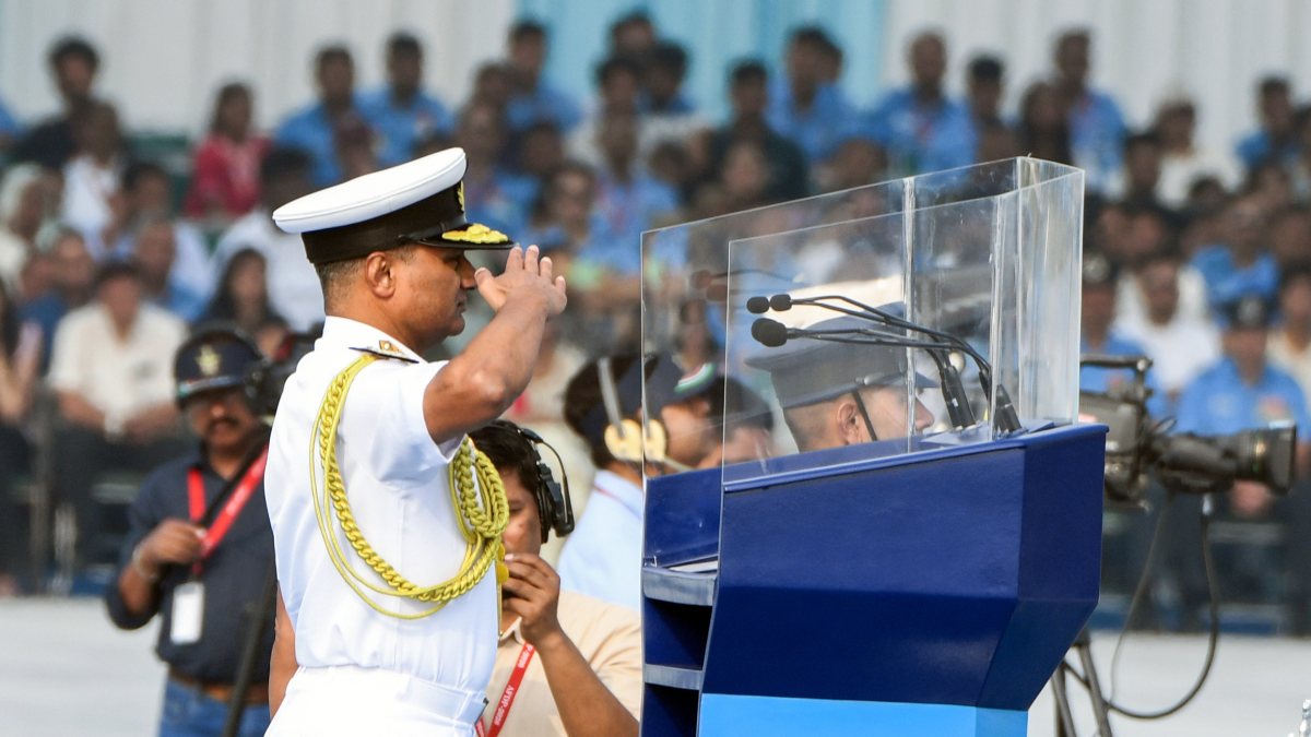 Navy chief salutes at Air Force Day celebration in Ghaziabad