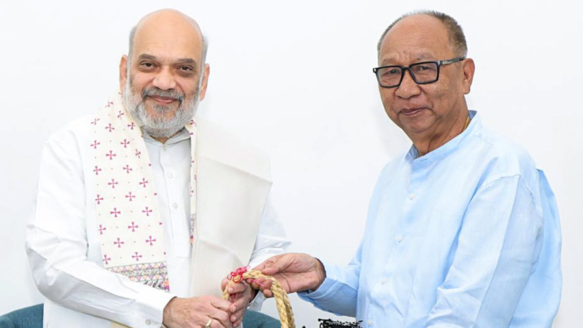 Amit Shah meets Manipur chief minister in New Delhi