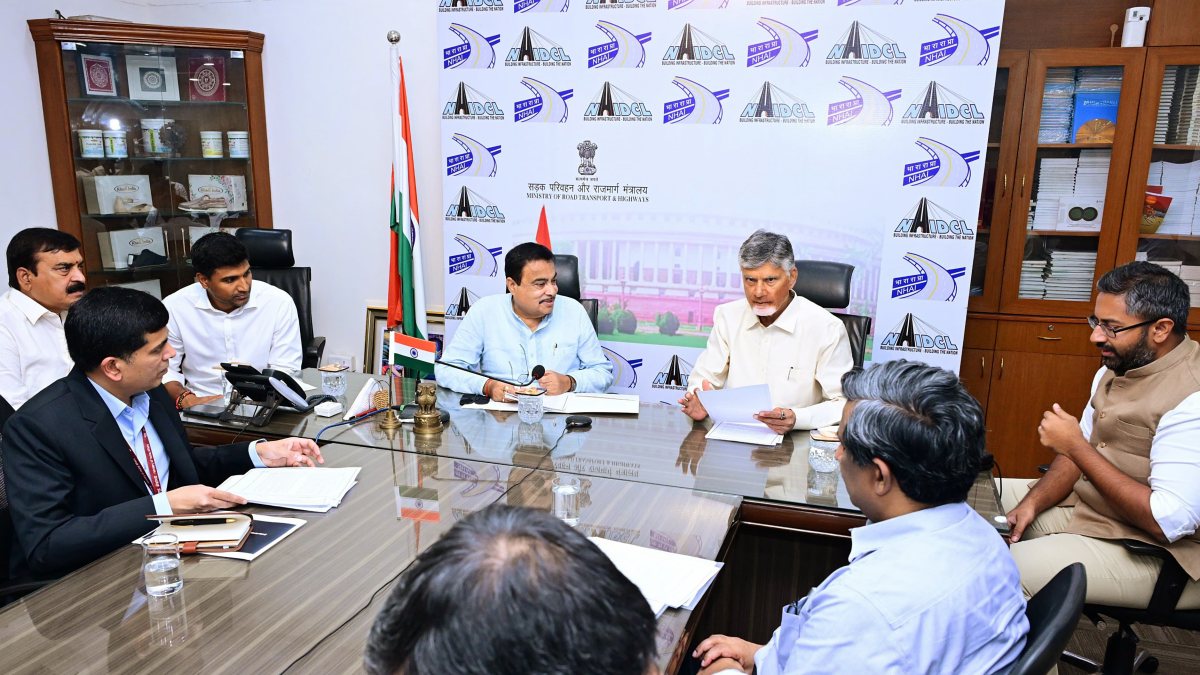 Andhra Pradesh chief minister meets Nitin Gadkari in New Delhi