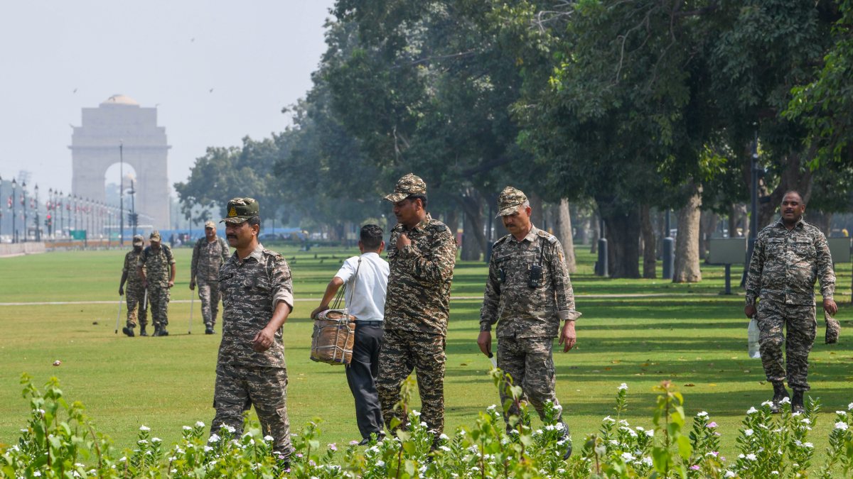 Security tightened around Kartavya Path amid CEC protests