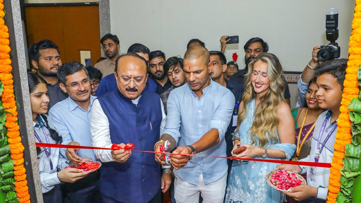 Delhi education minister and Shikhar Dhawan open STEM lab at Janakpuri school