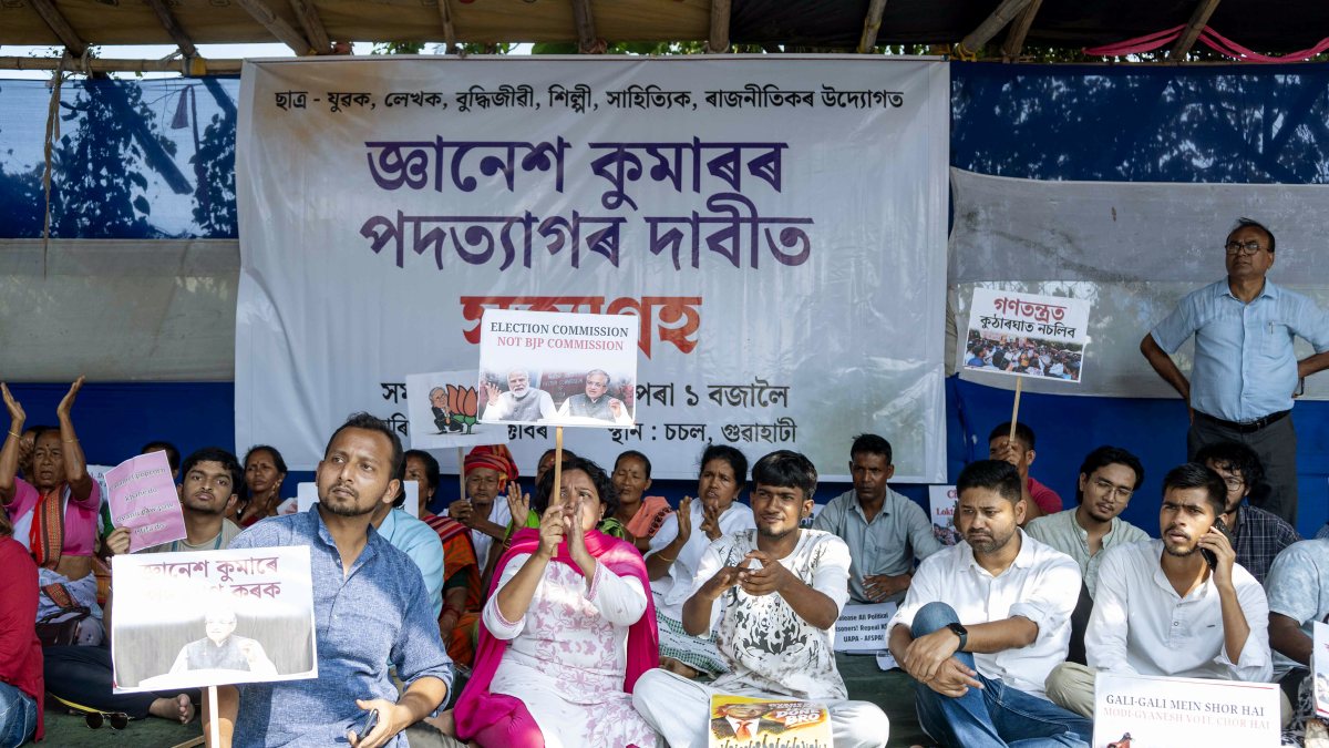 Guwahati citizens protest against election commissioner