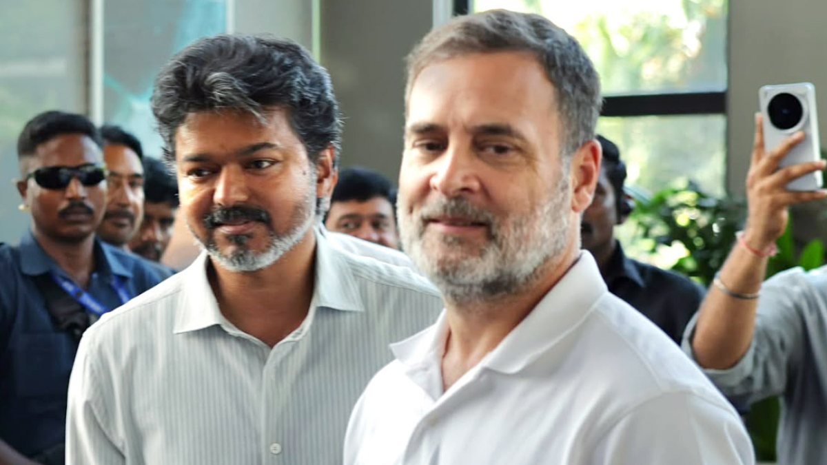 Rahul Gandhi and Tamil Nadu CM visit Chennai cafe
