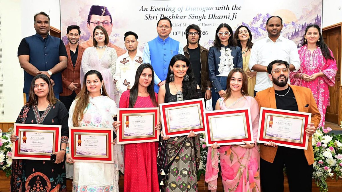 Uttarakhand CM Dhami joins artists at Shining Stars event