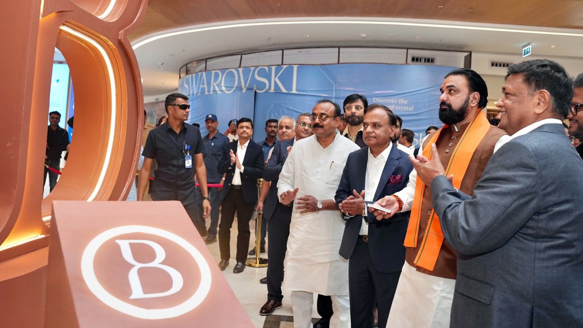 Bihar CM Samrat Choudhary inaugurates Bailey Square Mall in Patna