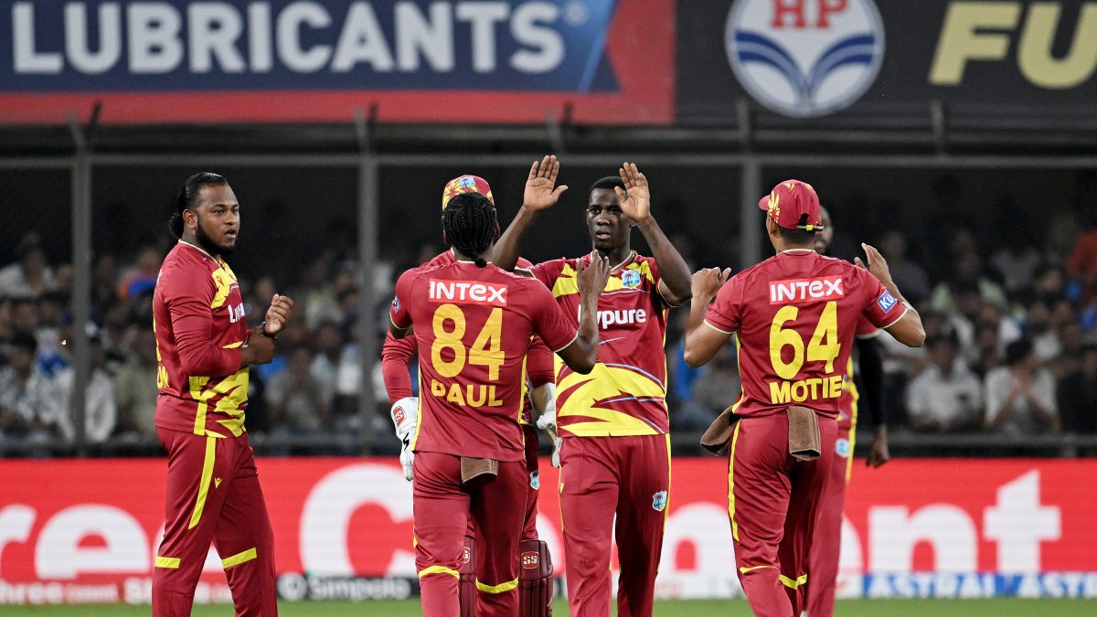 West Indies celebrate Sanju Samson wicket in 3rd T20I