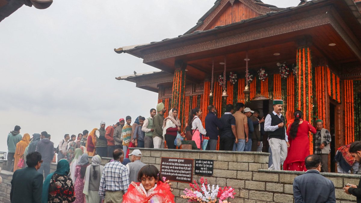 Devotees queue at Shimla temple on Navratri first day
