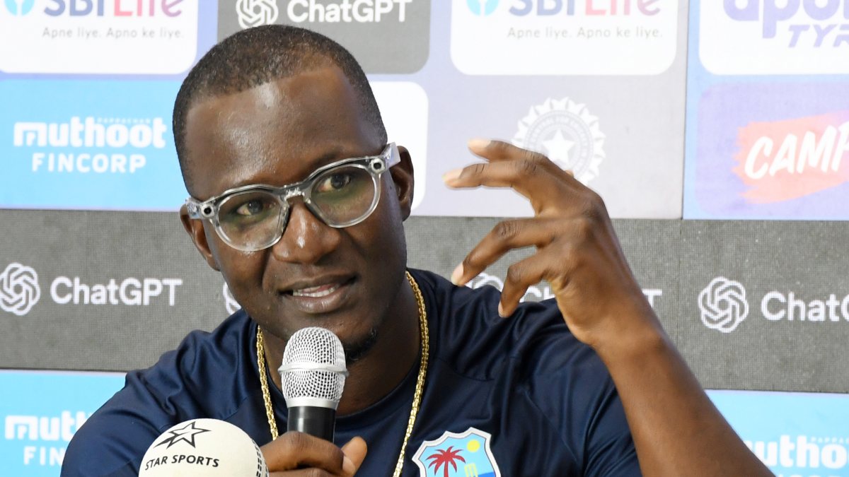 Daren Sammy addresses press conference in Hyderabad