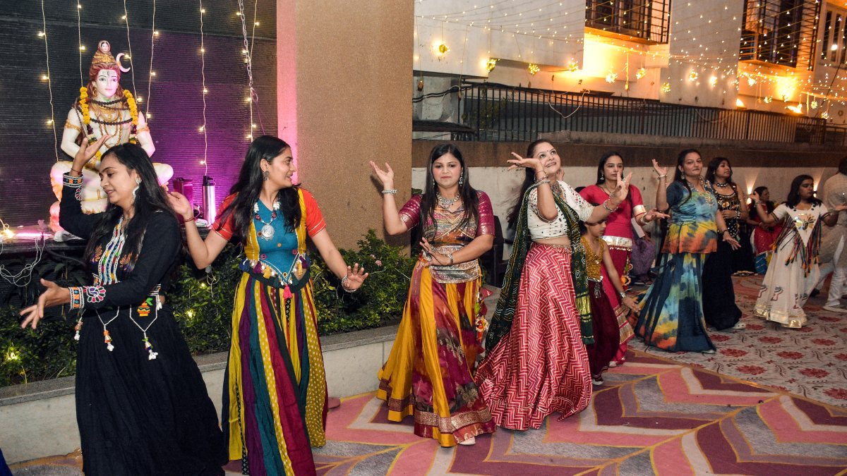 Women perform Sheri Garba in Surat during Navratri