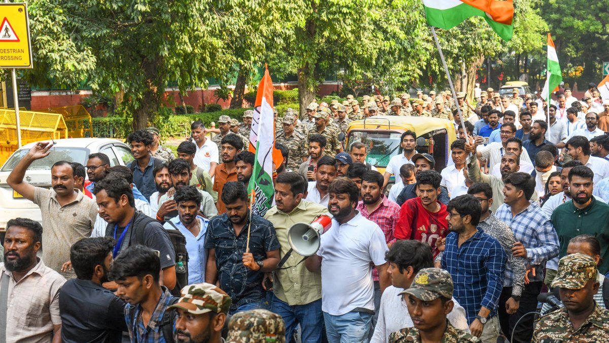 Indian Youth Congress protests near Parliament Police Station