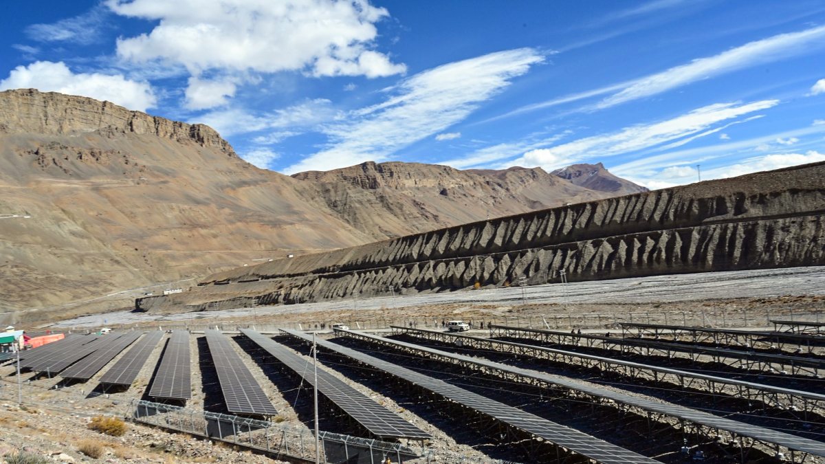 Himachal CM inaugurates 2 MW solar plant in Lahaul and Spiti