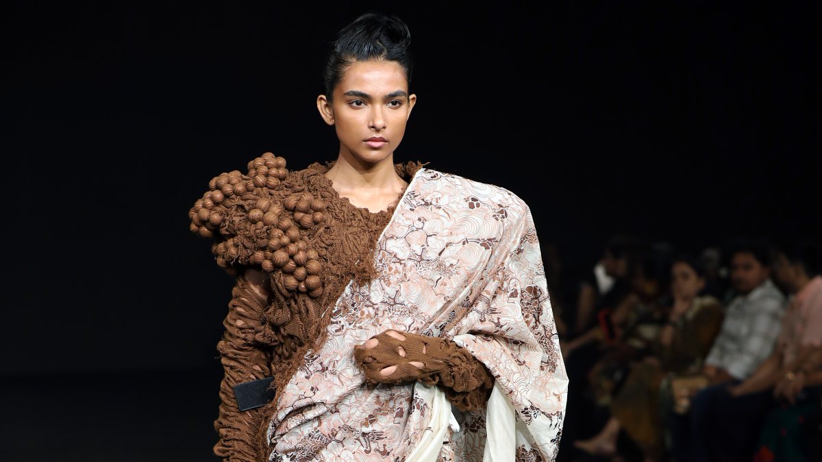 Model showcases Anurag Gupta collection at Lakme Fashion Week