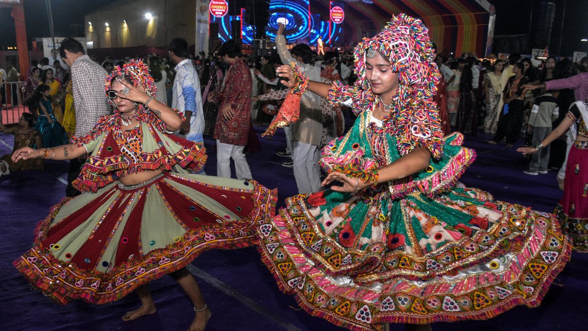 Artists perform Garba at Surat Navratri celebration