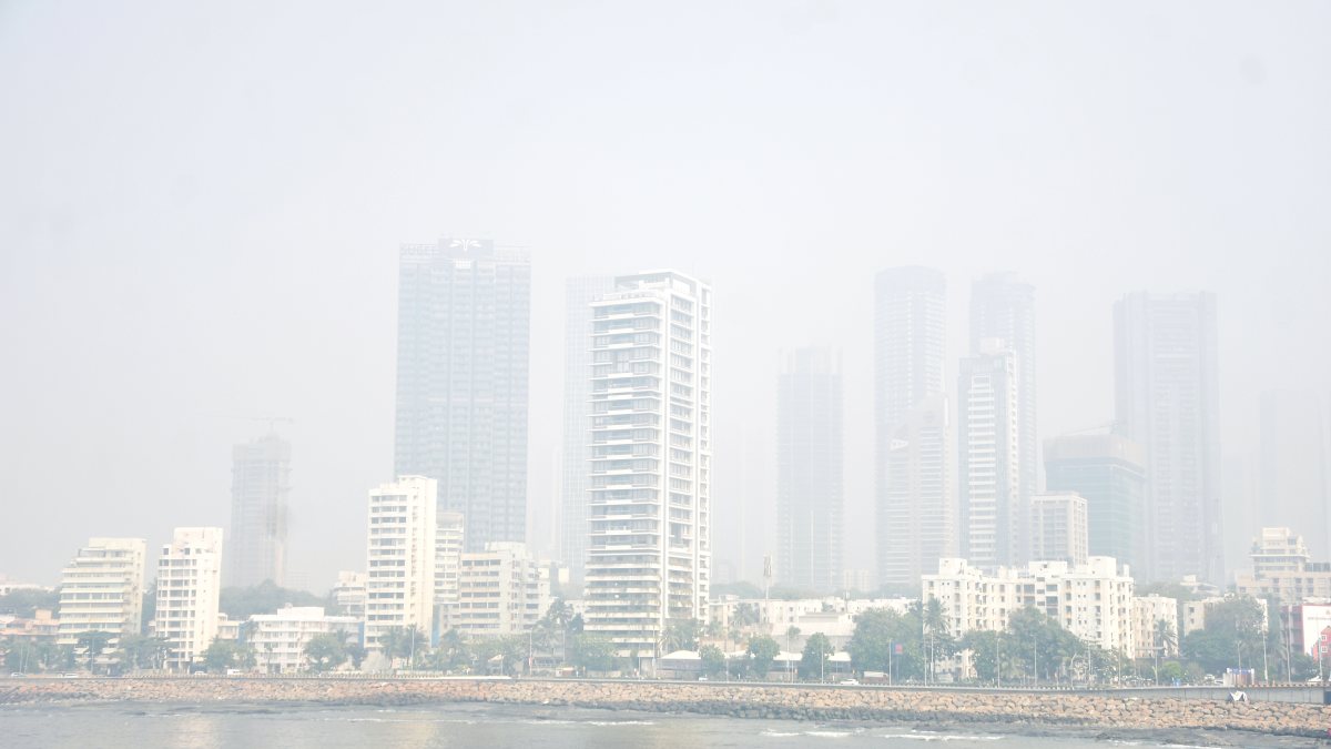 Mumbai buildings shrouded in haze as air quality worsens