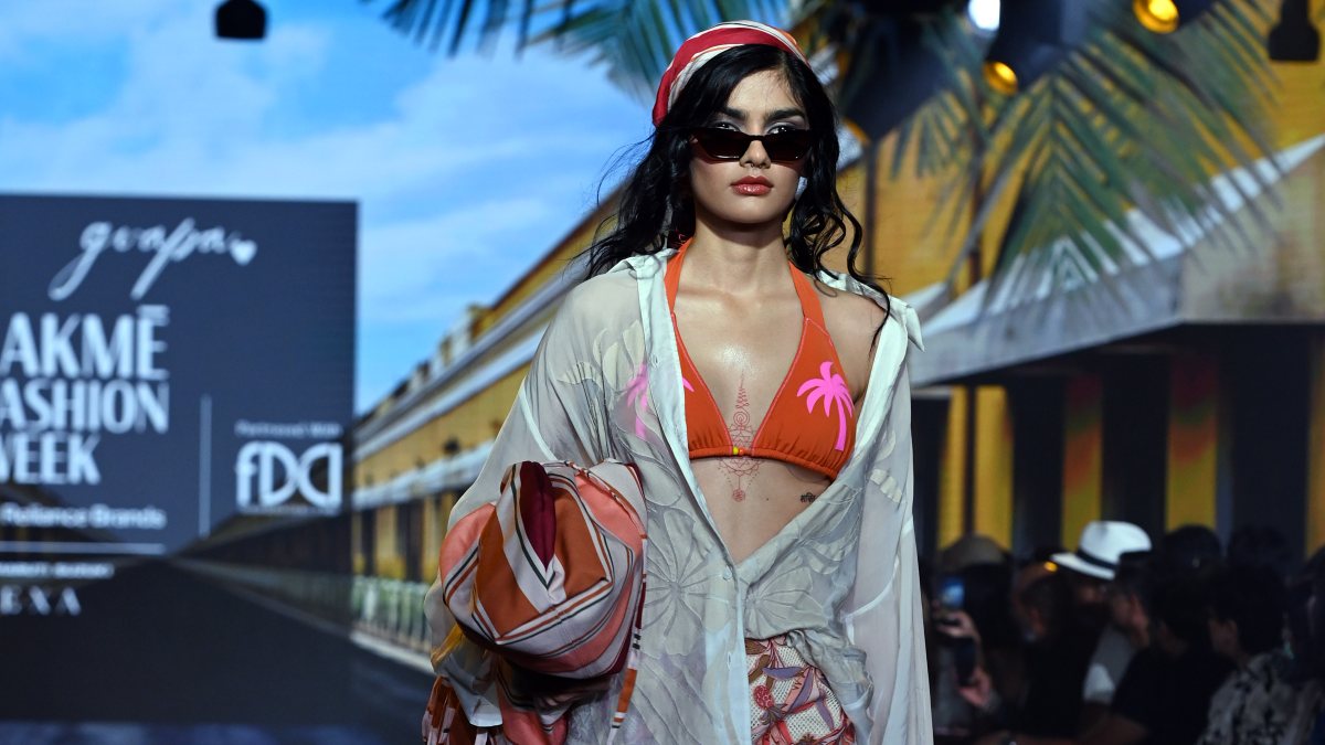 Model walks ramp for Guapa at Lakme Fashion Week Day 5