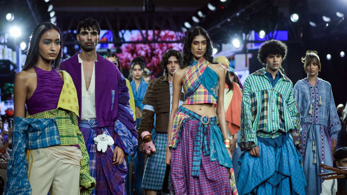 Manish Malhotra luxury pret showcased at Lakme Fashion Week