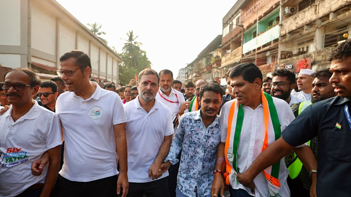 Rahul Gandhi arrives for public rally in Margao