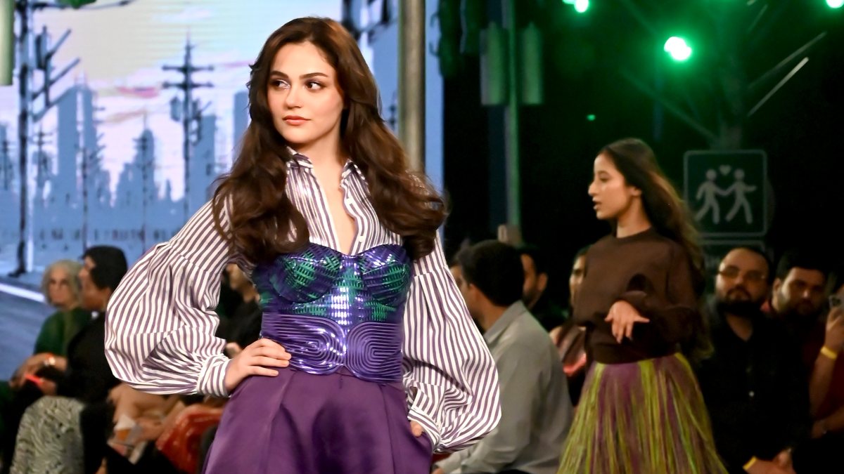 Aneet Padda walks ramp in Amit Aggarwal creation at Lakme Fashion Week