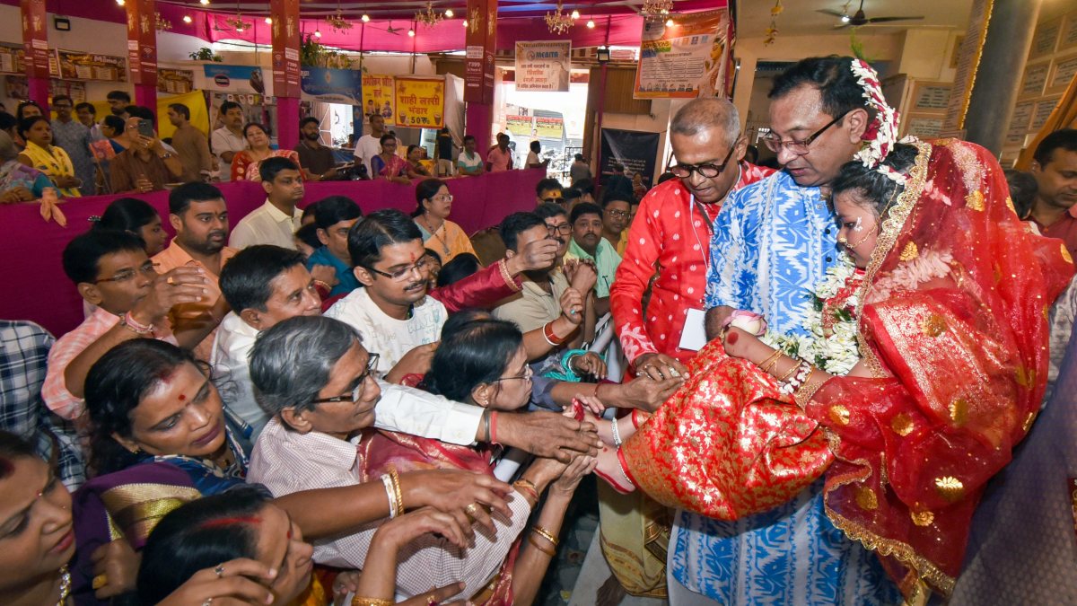 Devotees seek blessings of girl child during Kunwari Kunya puja in Patna