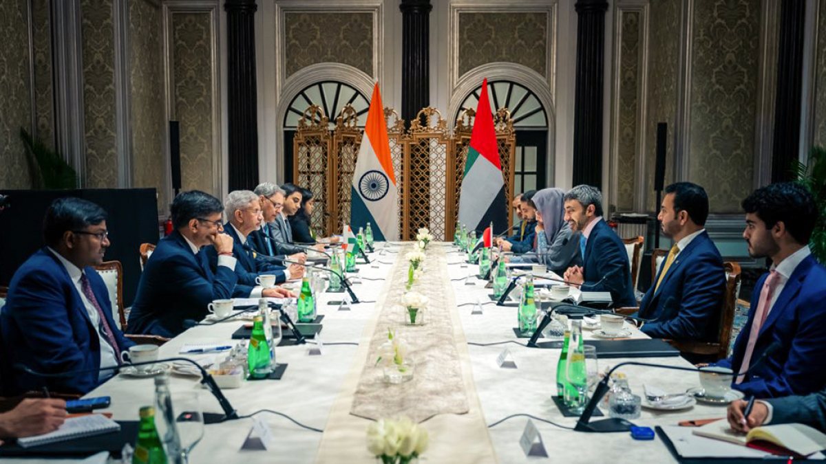 Jaishankar meets UAE deputy PM in Mumbai