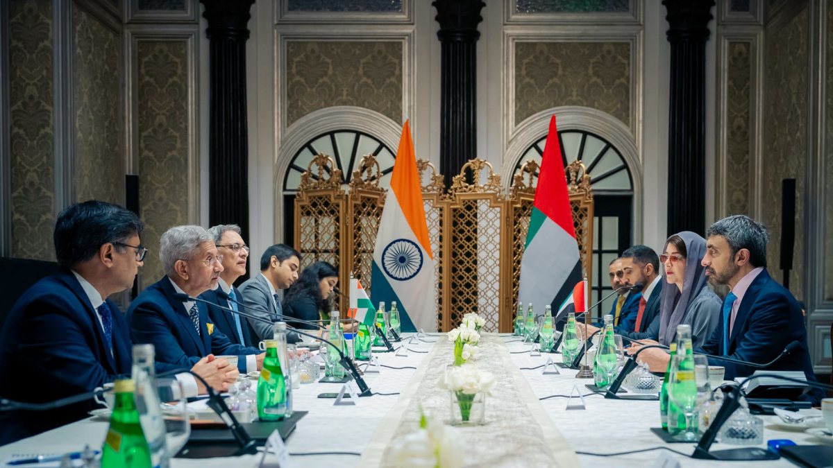 Jaishankar meets UAE deputy PM in Mumbai