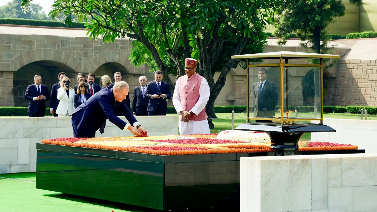 Poland PM Donald Tusk pays floral tribute to Mahatma Gandhi at Raj Ghat