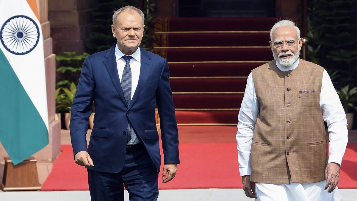 Modi and Tusk meet at Hyderabad House in New Delhi
