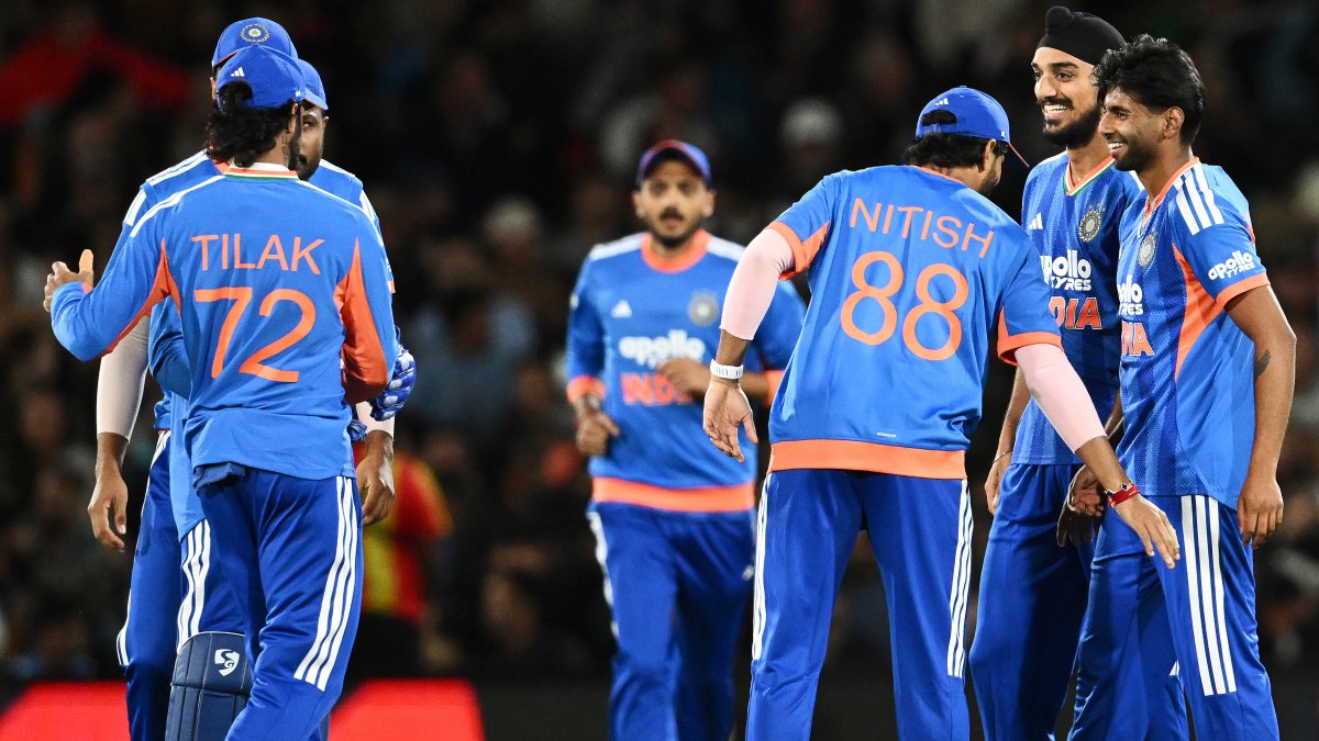 India celebrate Seifert wicket in Christchurch T20I