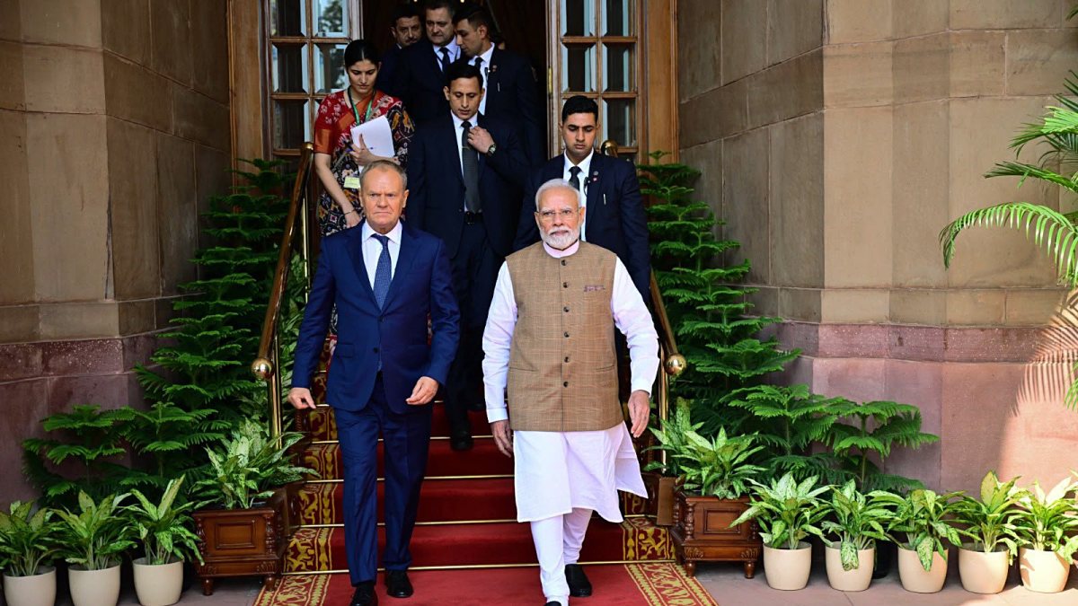 Modi and Tusk meet at Hyderabad House in Delhi