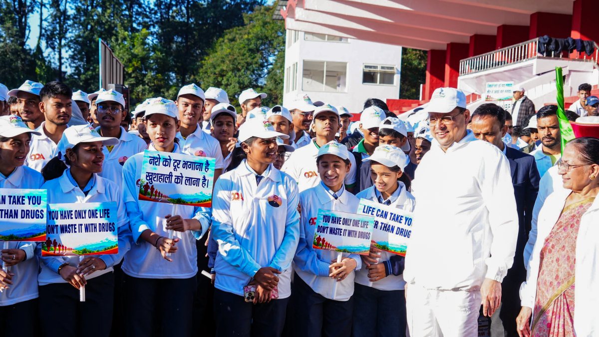 Dhami joins walkathon for drug-free Uttarakhand in Dehradun