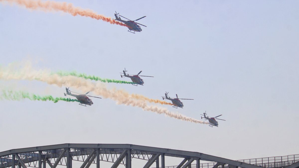IAF Sarang team leaves tricolor trails over Varanasi air show
