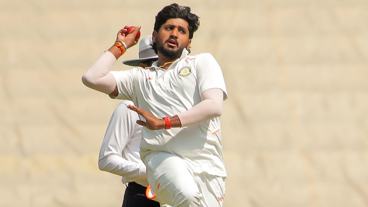 Yash Thakur bowls for Vidarbha against Goa in Ranji Trophy