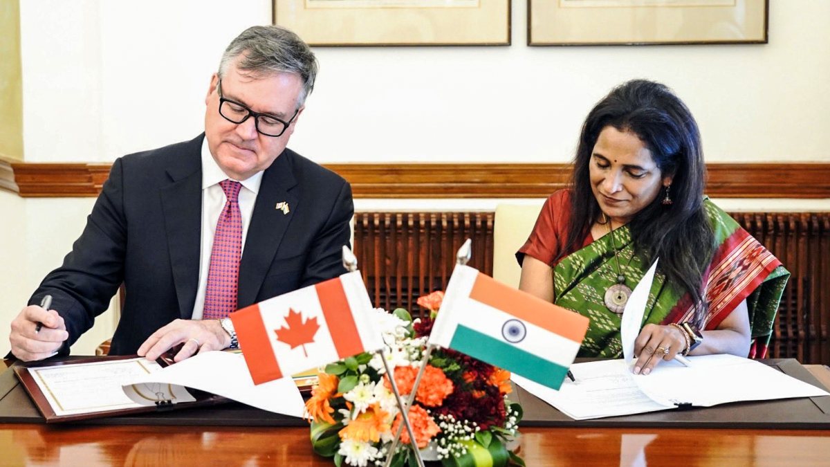 India and Canada sign migration and mobility documents