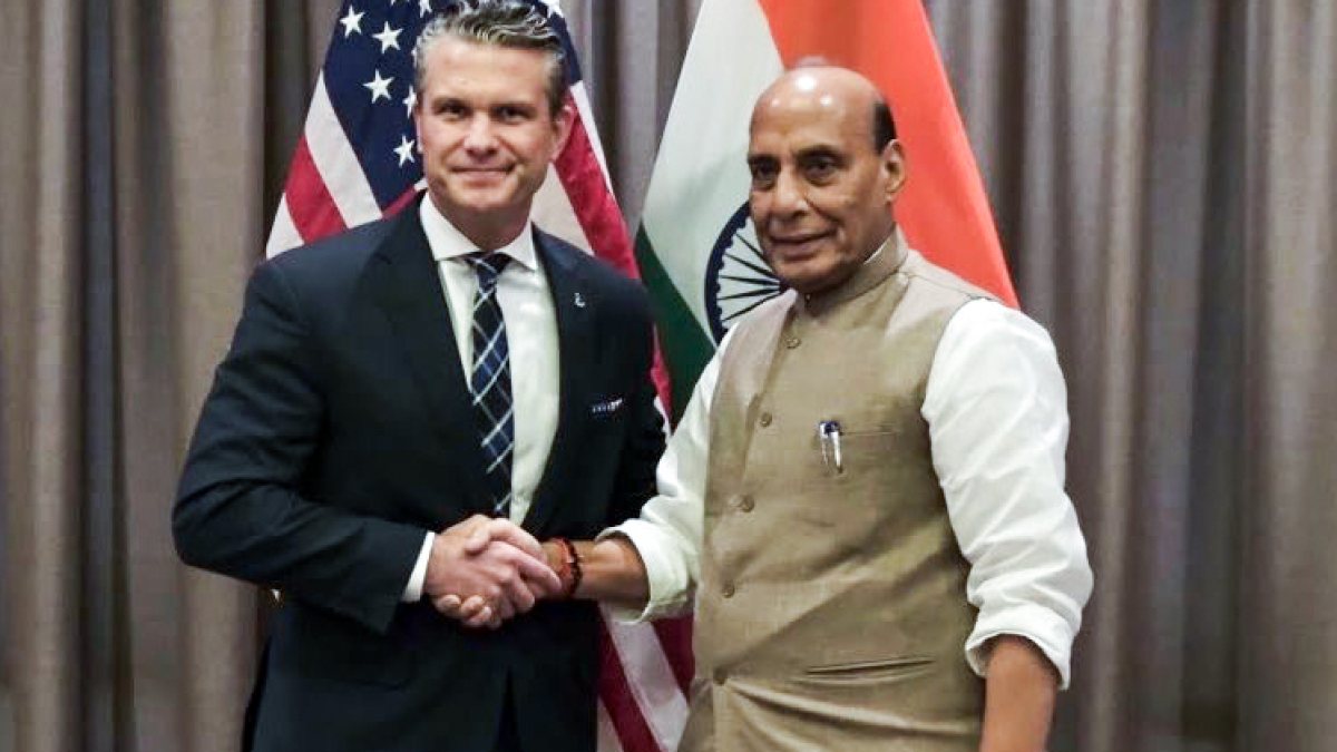 Rajnath Singh meets Pete Hegseth at ADMM-Plus in Cebu