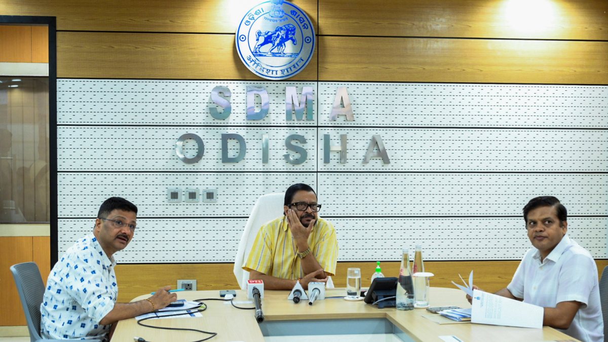 Odisha minister reviews cyclone Arnab readiness in Bhubaneswar