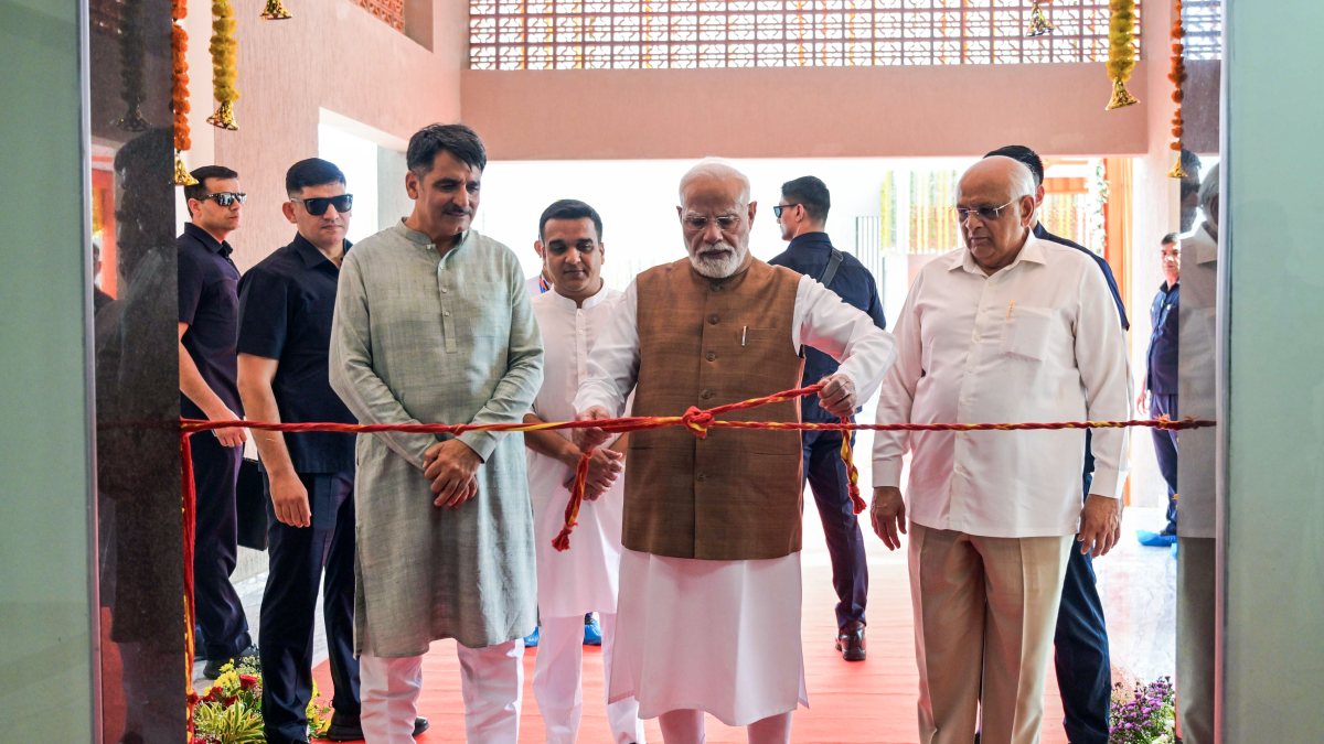PM Modi inaugurates ET-IVF lab in Banaskantha